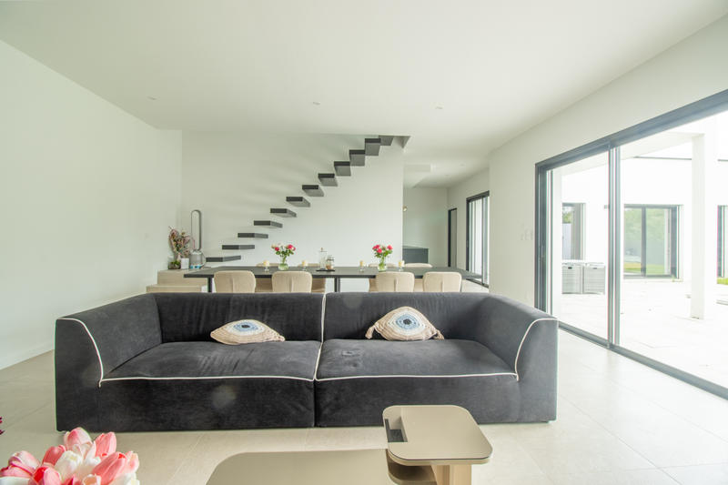 Maison - 170 m² - 6 pièces