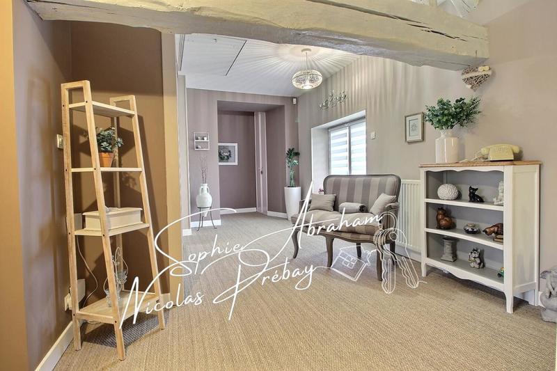 Maison - 165 m² - 9 pièces