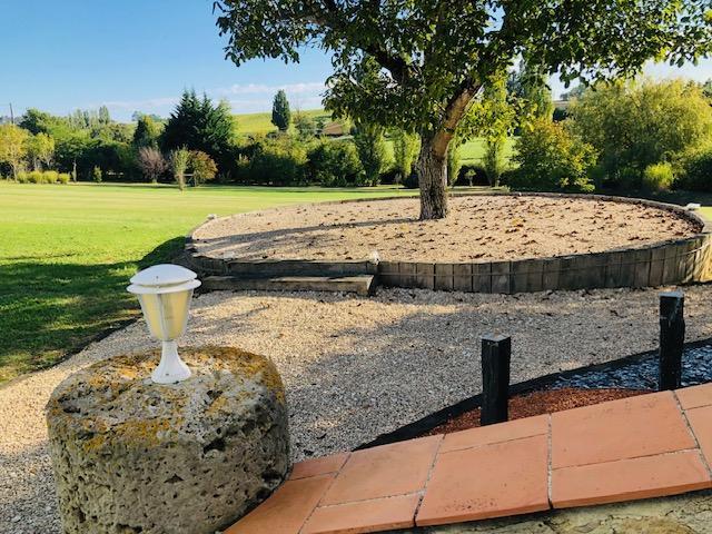 Maison - 300 m² - 8 pièces