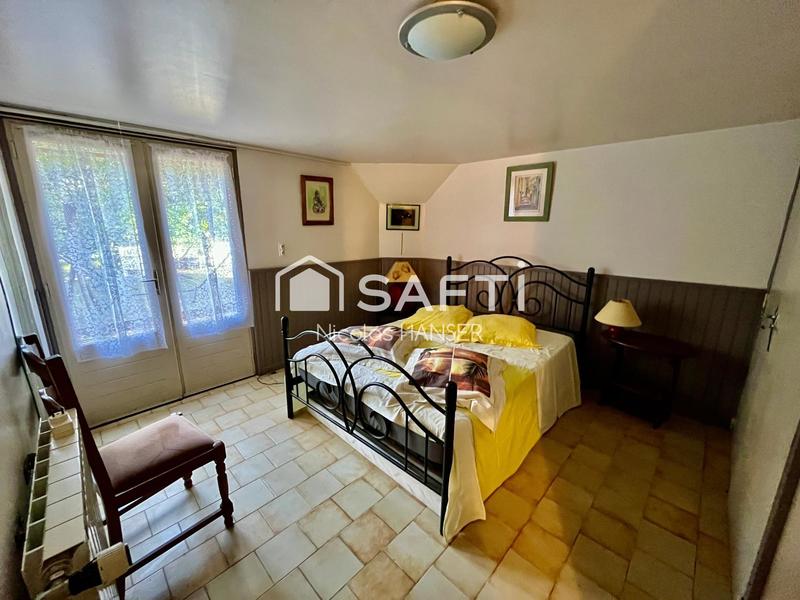 Maison - 254 m² - 13 pièces