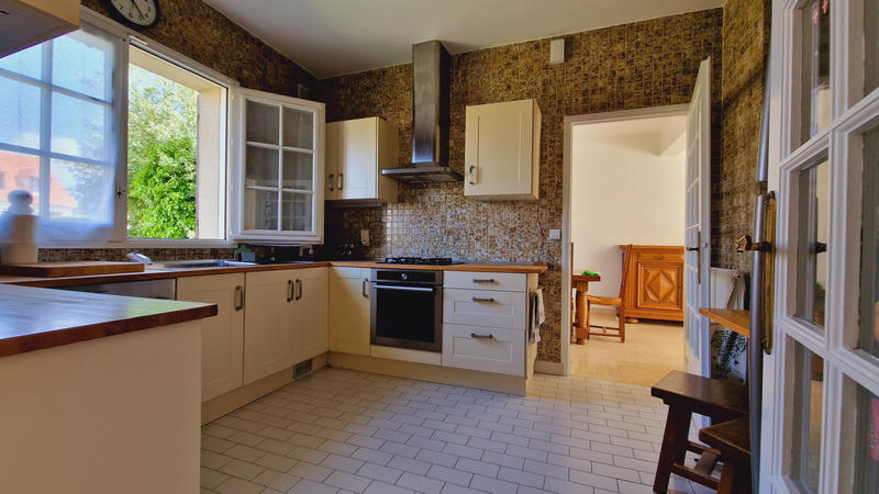 Maison - 175 m² - 7 pièces