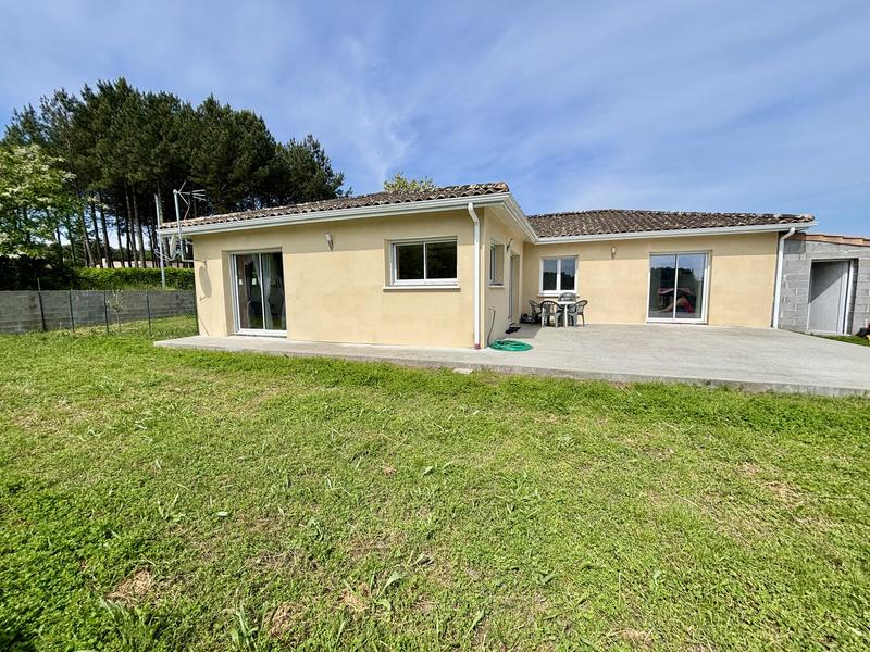 Maison contemporaine - 136 m² - 6 pièces