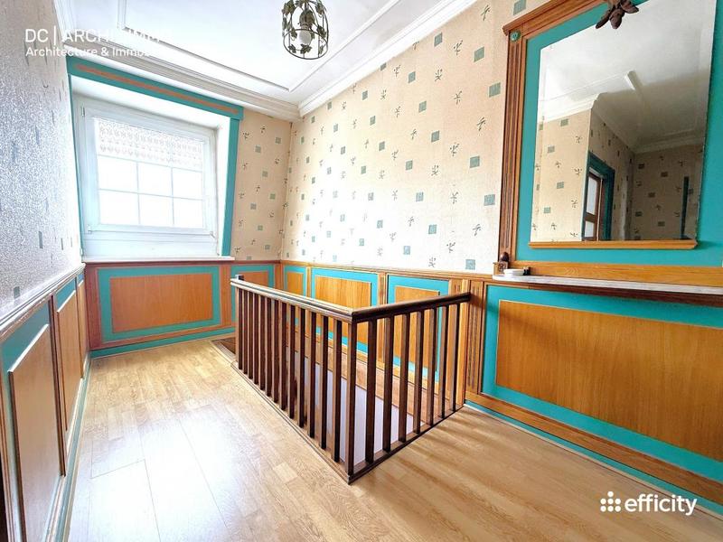 Maison - 345 m² - 6 pièces