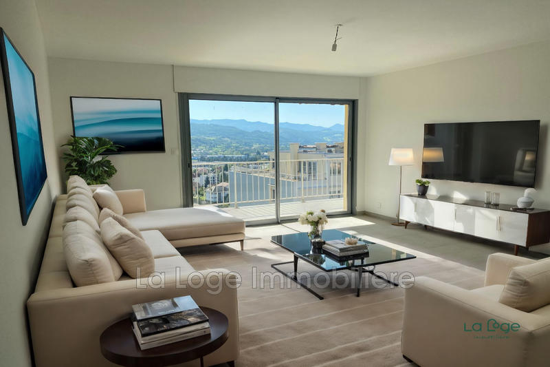 Appartement - 92 m² - 4 pièces