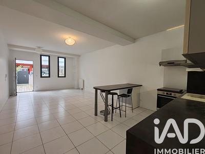 Appartement - 75 m² - 3 pièces