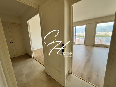 Appartement - 116 m² - 4 pièces