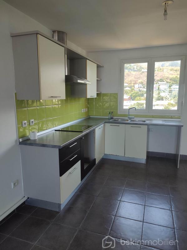 Appartement - 77 m² - 4 pièces