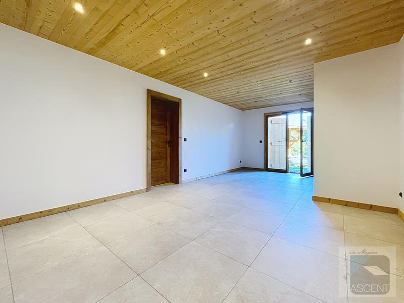 Châlet - 225 m² - 8 pièces