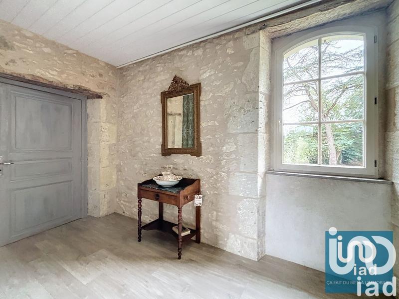 Maison - 261 m² - 6 pièces