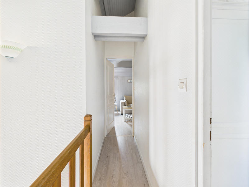 Maison - 230 m² - 7 pièces