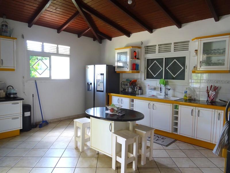 Maison - 192 m² - 8 pièces