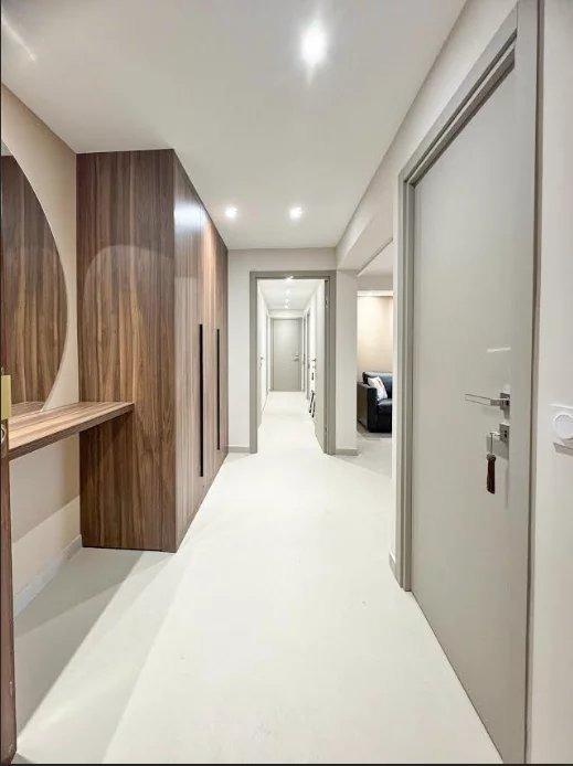 Appartement - 82 m² - 3 pièces