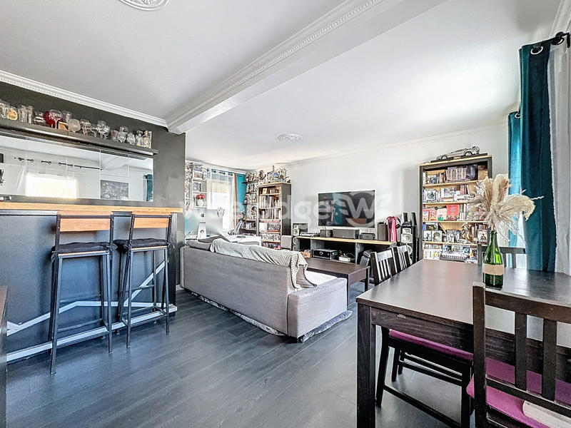 Appartement - 92 m² - 5 pièces