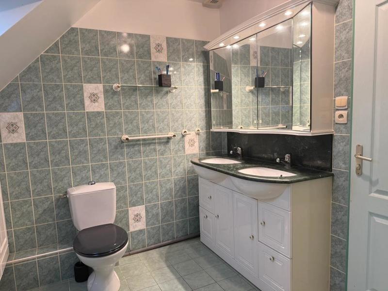 Maison - 156 m² - 6 pièces