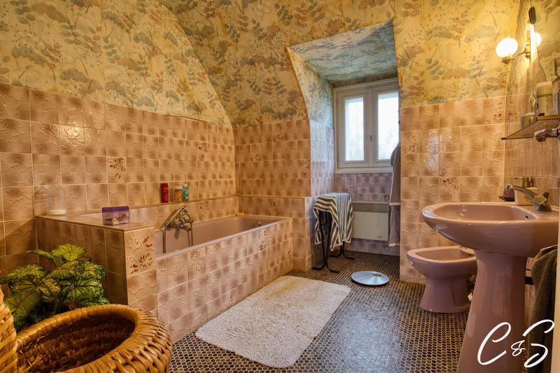 Maison - 162 m² - 6 pièces