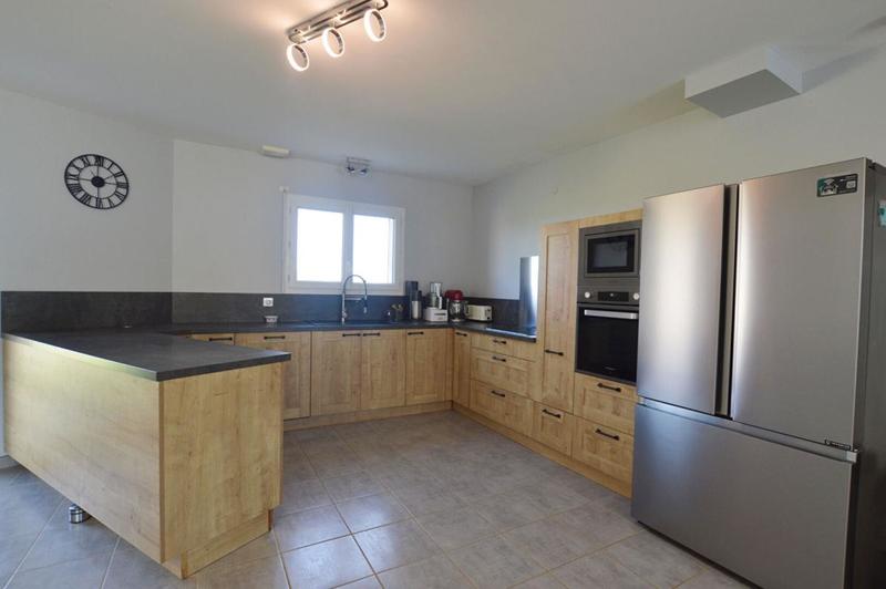 Villa - 137 m² - 7 pièces