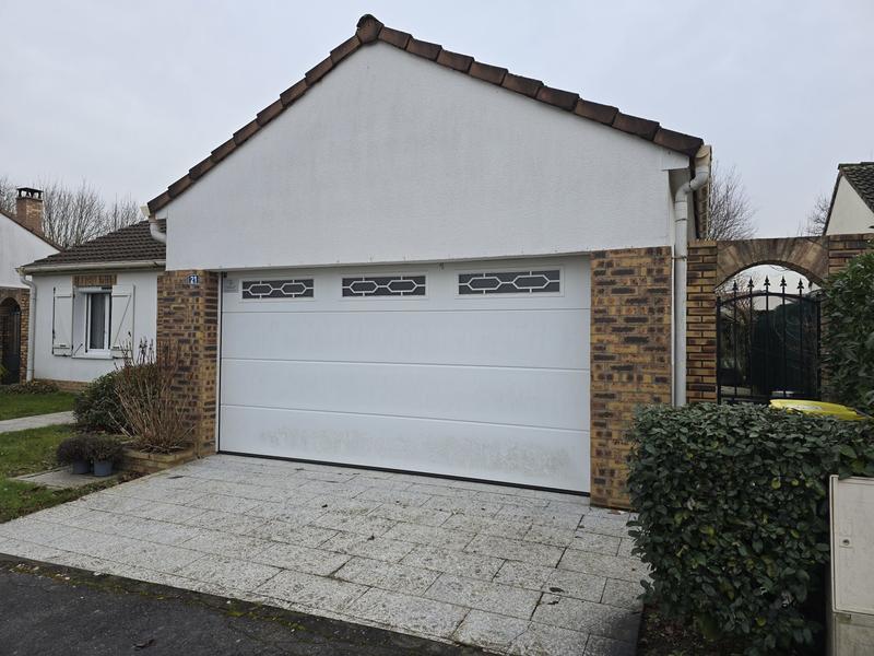 Maison - 93 m² - 5 pièces