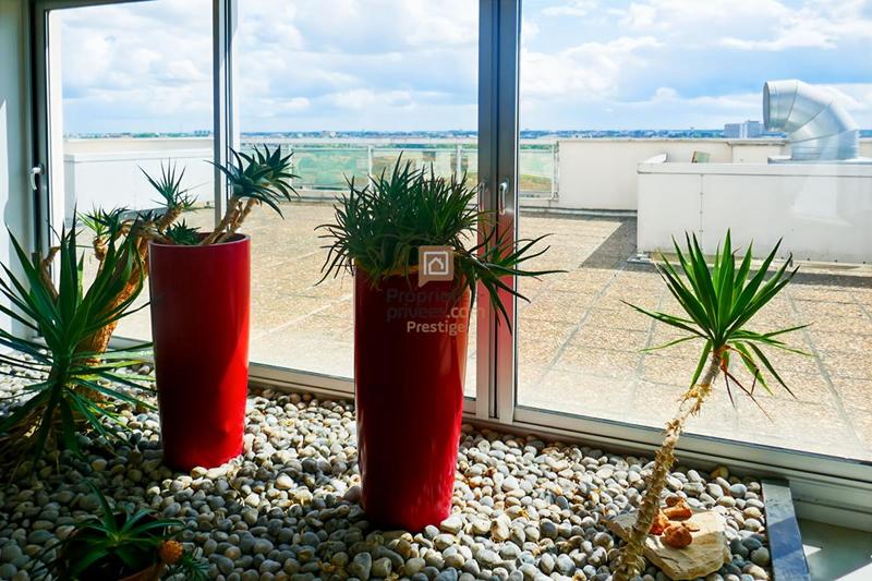 Appartement - 93 m² - 4 pièces