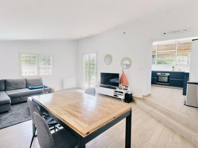 Villa - 87 m² - 4 pièces