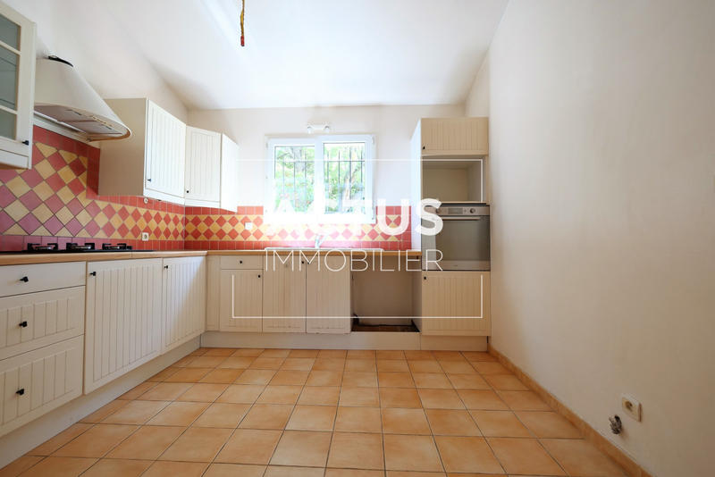 Maison - 148 m² - 6 pièces