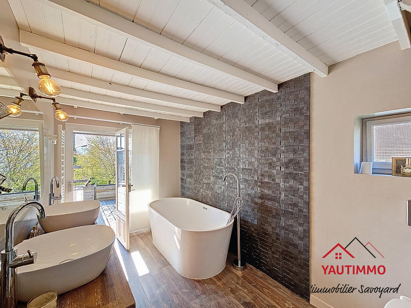 Maison - 113 m² - 4 pièces