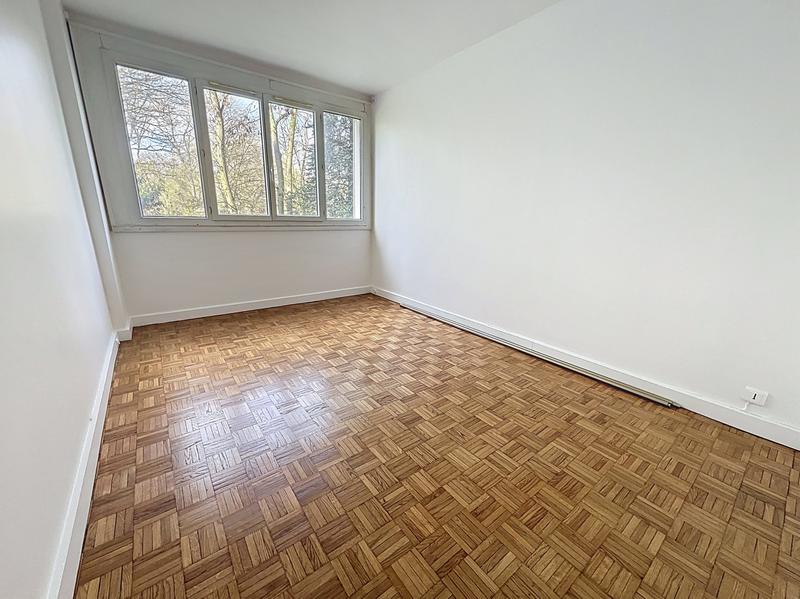 Appartement - 100 m² - 5 pièces