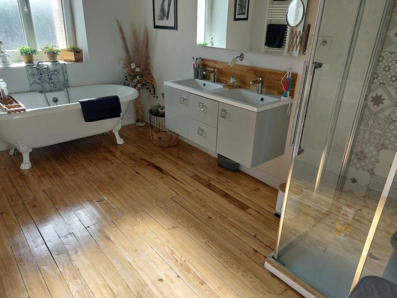 Maison - 180 m² - 7 pièces