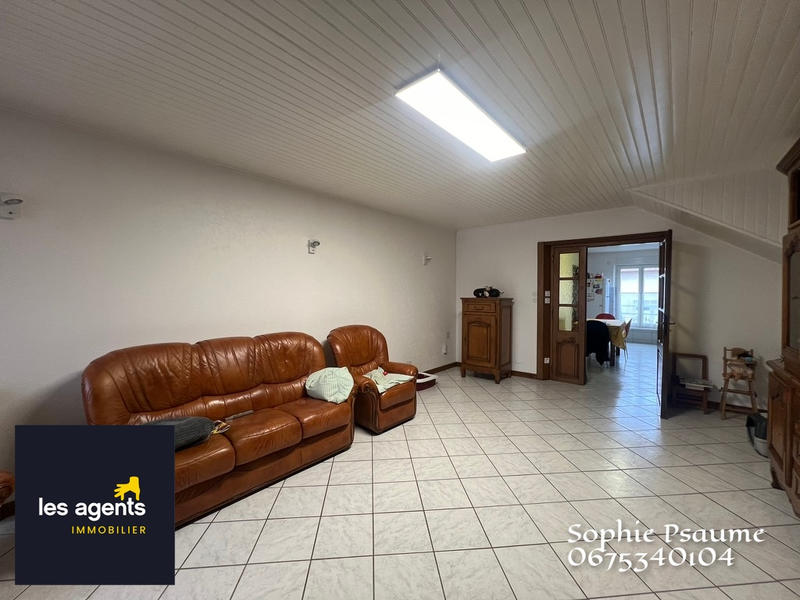 Maison - 240 m² - 10 pièces