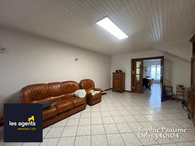 Maison - 240 m² - 10 pièces