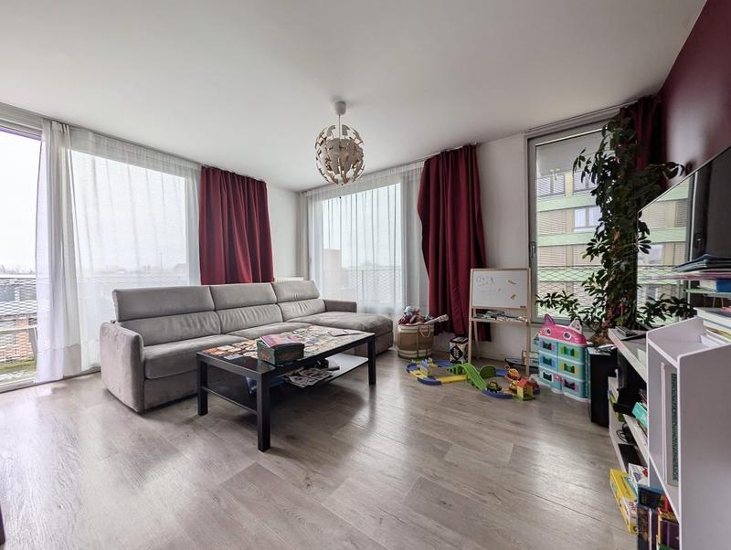 Appartement - 82 m² - 4 pièces