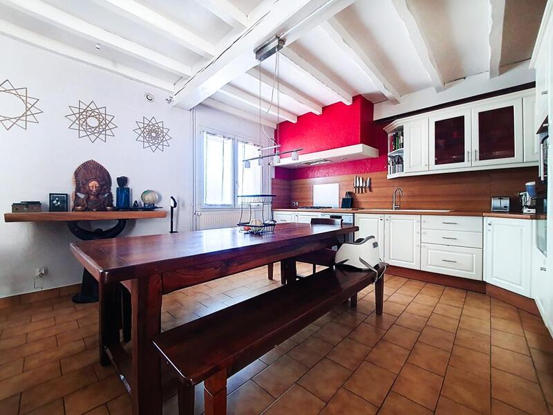 Maison de village - 140 m² - 4 pièces