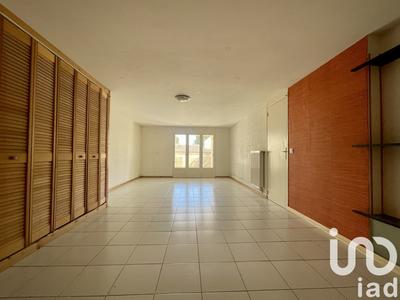 Maison - 180 m² - 8 pièces