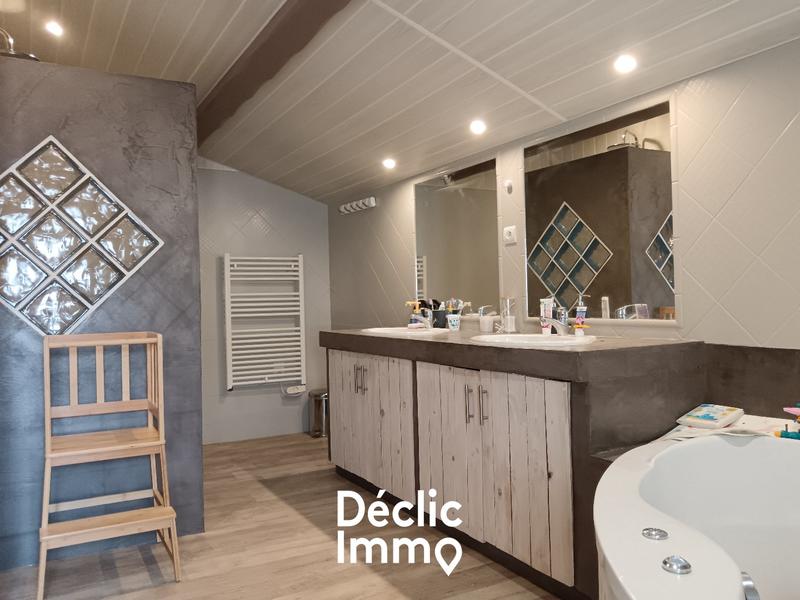 Maison - 142 m² - 5 pièces