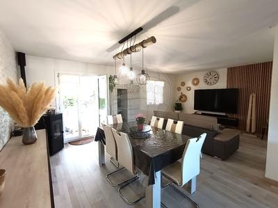 Maison - 105 m² - 4 pièces