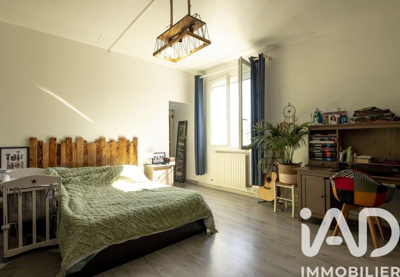 Maison - 137 m² - 5 pièces