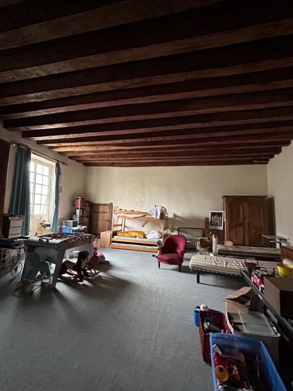 Maison - 385 m² - 10 pièces