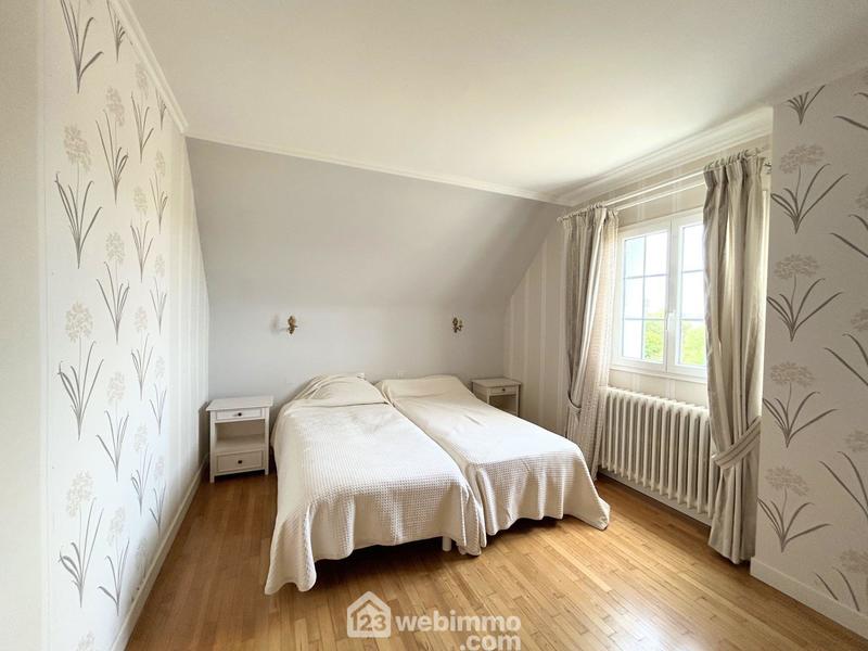 Maison - 135 m² - 6 pièces