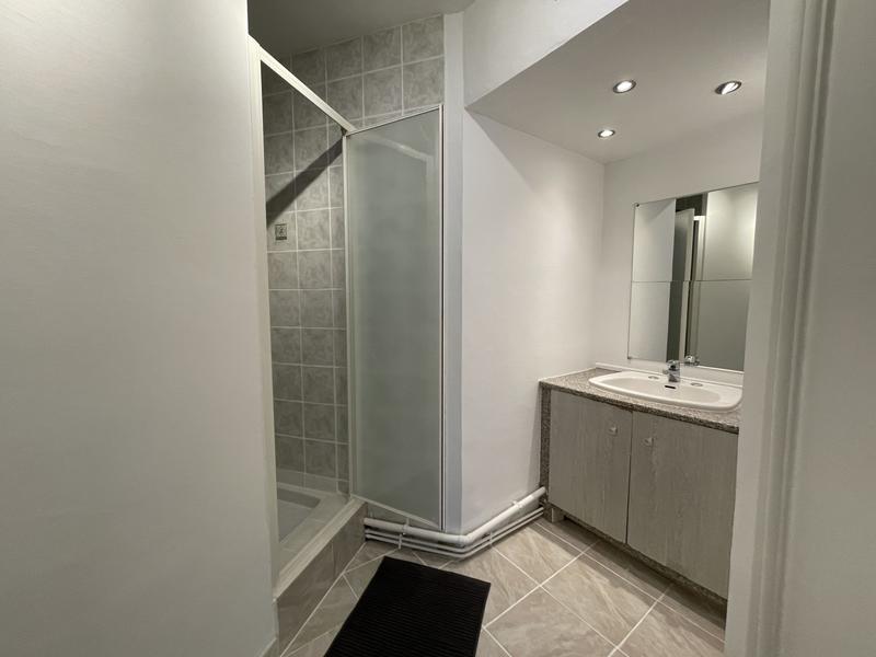 Appartement - 105 m² - 5 pièces