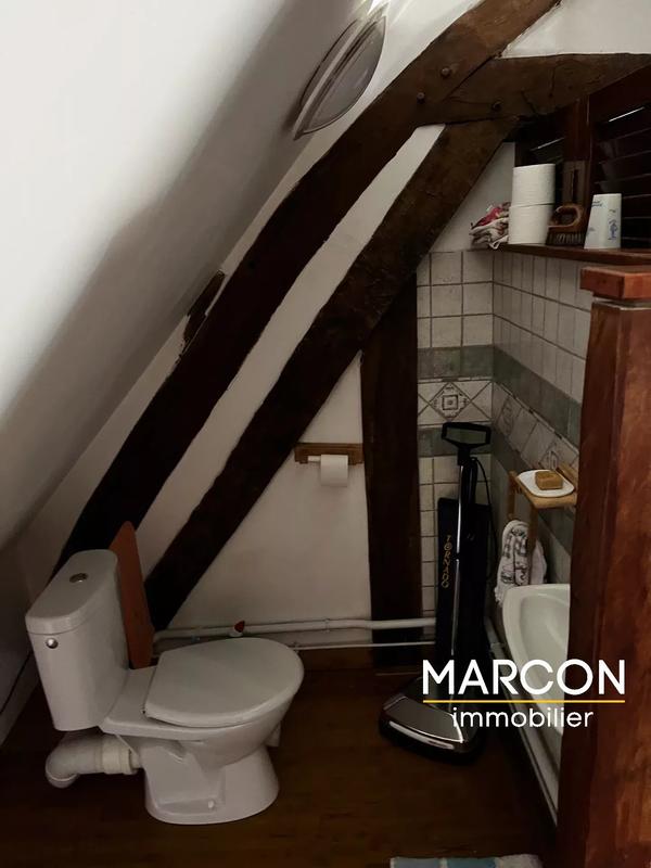 Maison - 144 m² - 7 pièces