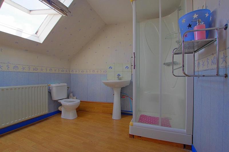 Maison - 194 m² - 6 pièces