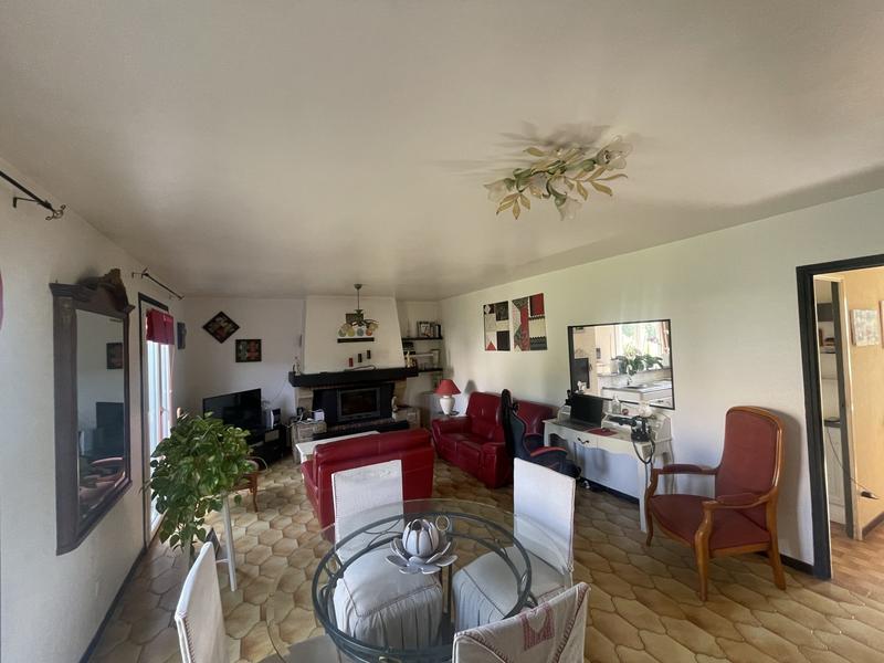 Maison traditionnelle - 100 m² - 7 pièces