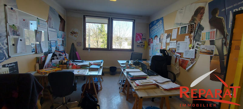 Bureau - 186 m²