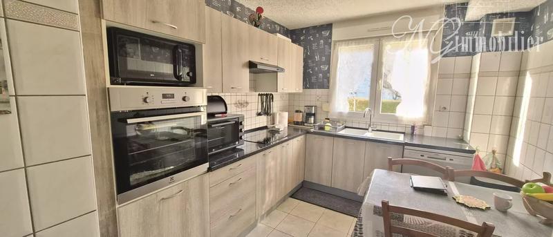 Maison - 100 m² - 7 pièces