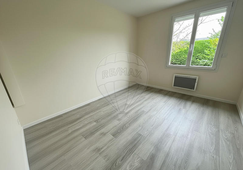 Maison - 137 m² - 6 pièces