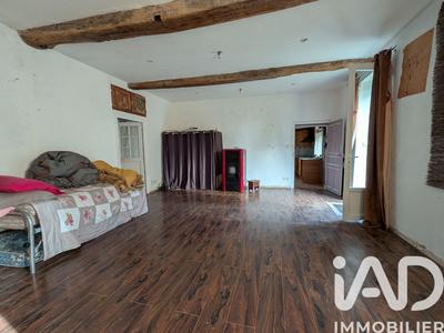 Maison - 302 m² - 12 pièces