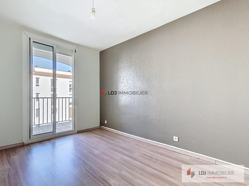 Appartement - 70 m² - 4 pièces