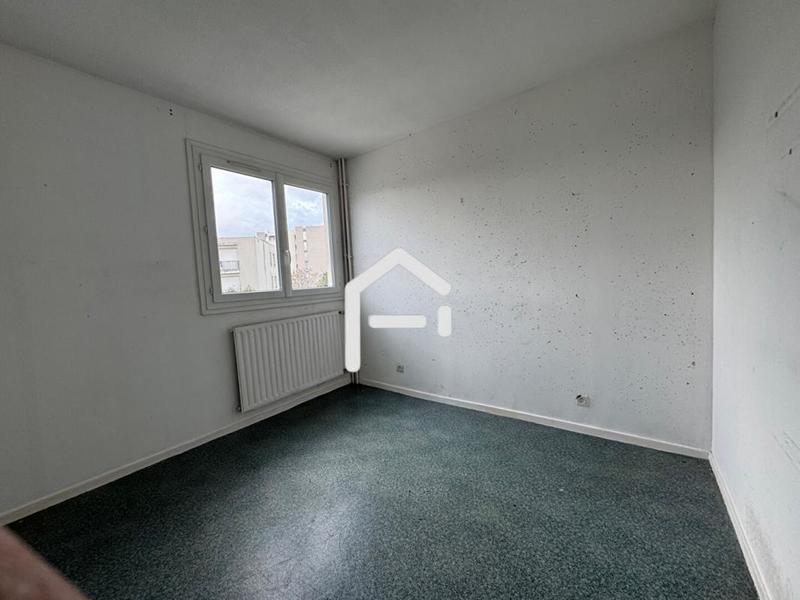Appartement - 100 m² - 5 pièces