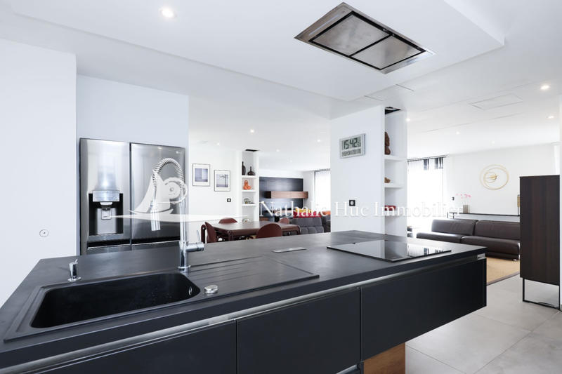 Appartement - 168 m² - 5 pièces