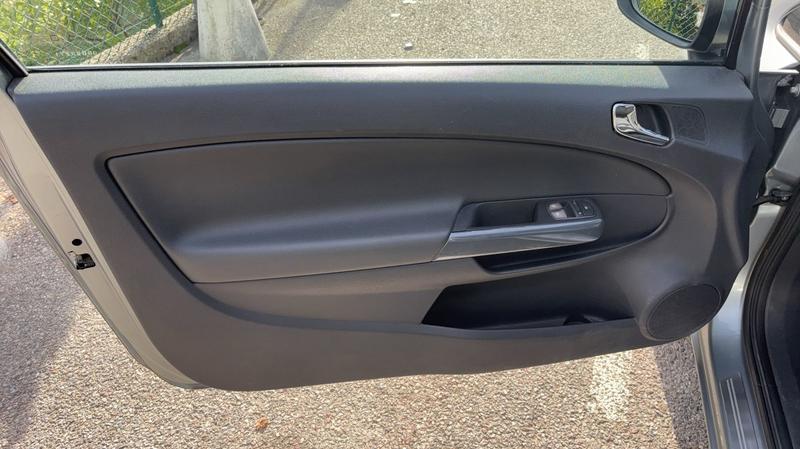 Opel Corsa IV 1.4 TwinPort 100 Cosmo