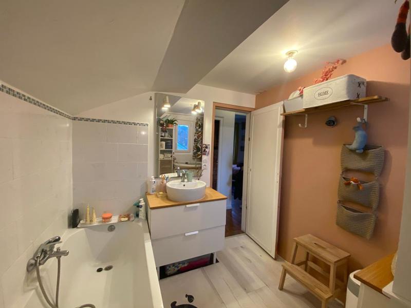 Maison - 104 m² - 4 pièces